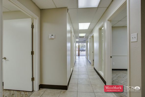 Office Space on 69th & Slide: 5145 69th St, Lubbock, TX 79424